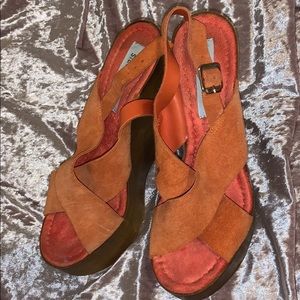 Steve Madden Orange Wedge